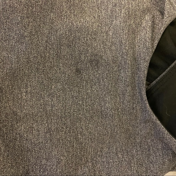 LuLulemon Sports Bra - Picture 3 of 6